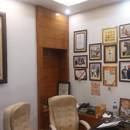Hotel Rajshree Tanakpur Zewnętrze zdjęcie