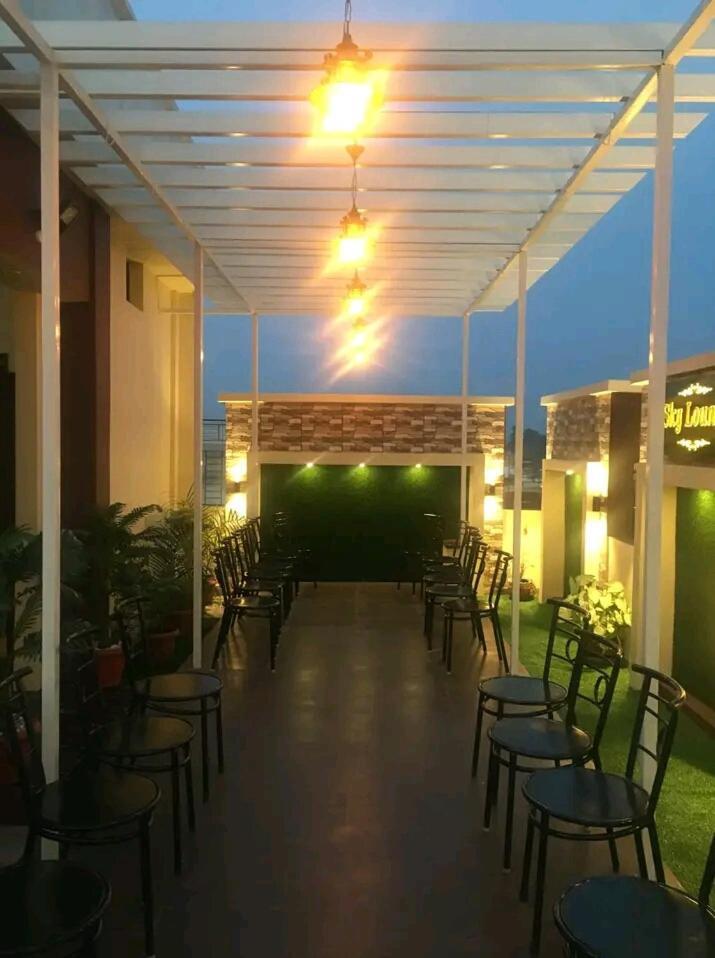 Hotel Rajshree Tanakpur Zewnętrze zdjęcie