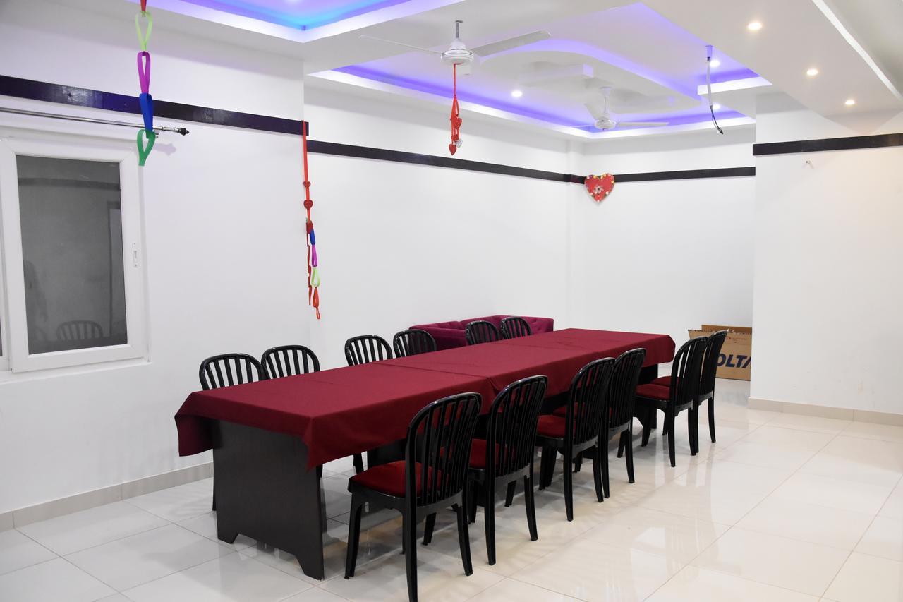 Hotel Rajshree Tanakpur Zewnętrze zdjęcie