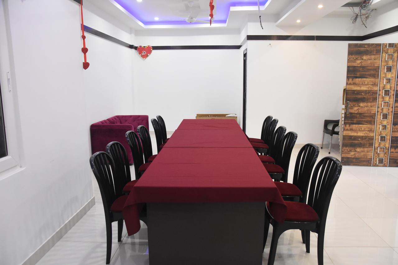 Hotel Rajshree Tanakpur Zewnętrze zdjęcie