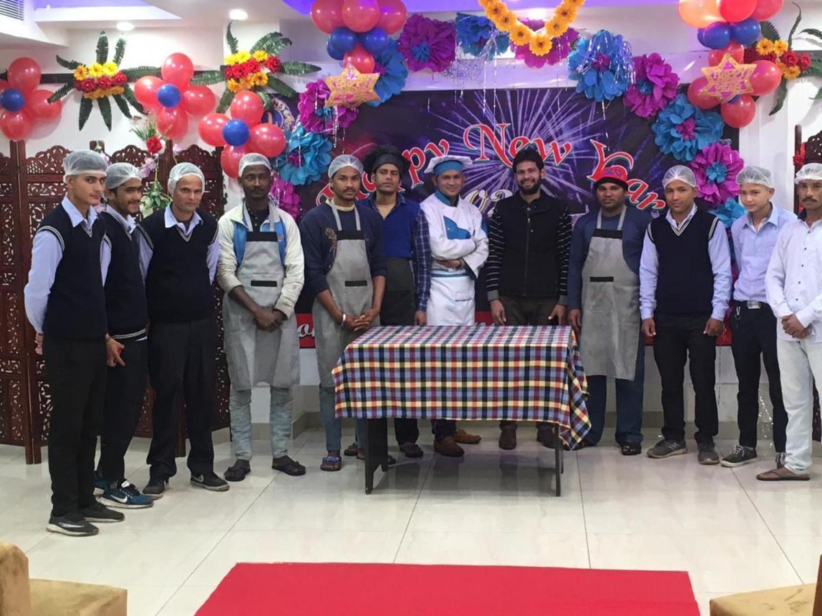 Hotel Rajshree Tanakpur Zewnętrze zdjęcie